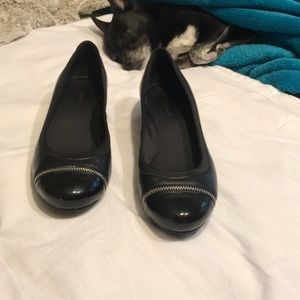 Easy Spirit Black Leather Low Wedge Sz 6.5